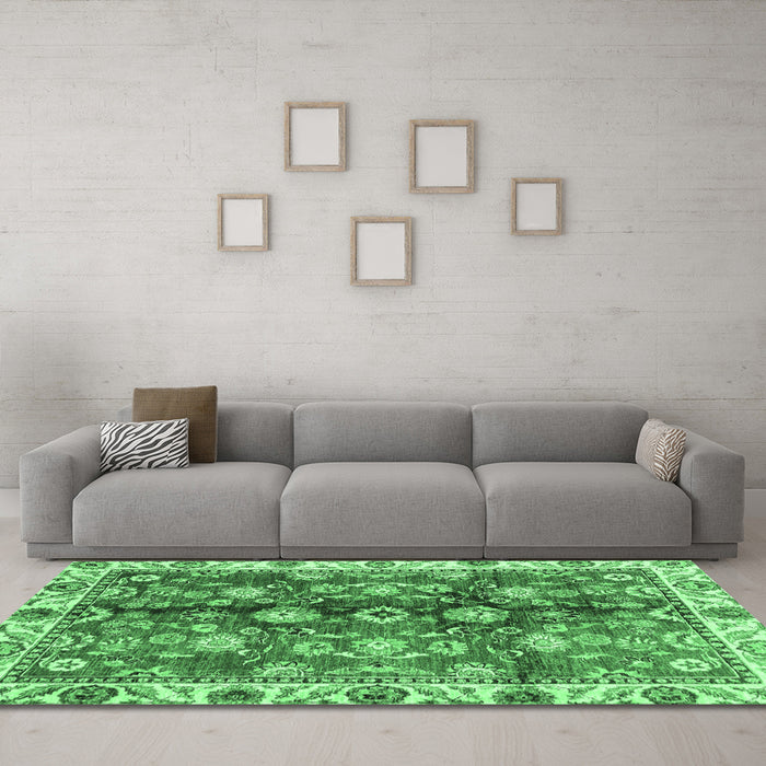 Machine Washable Abstract Emerald Green Modern Area Rugs in a Living Room,, wshabs3374emgrn