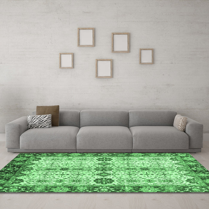 Machine Washable Oriental Emerald Green Traditional Area Rugs in a Living Room,, wshabs3375emgrn