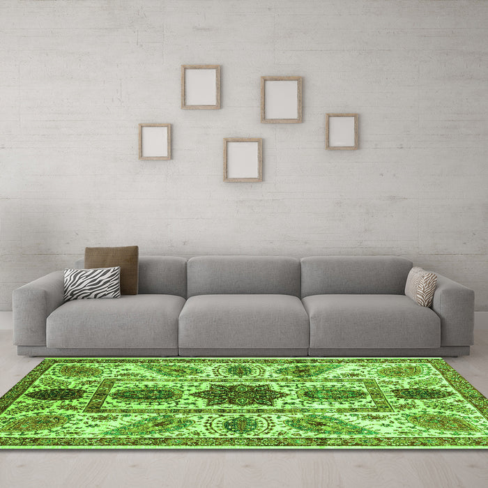 Machine Washable Abstract Green Modern Area Rugs in a Living Room,, wshabs3376grn