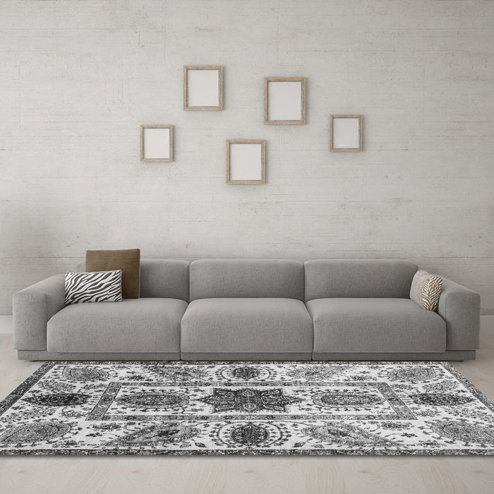 Machine Washable Oriental Gray Modern Rug in a Living Room,, wshabs3379gry
