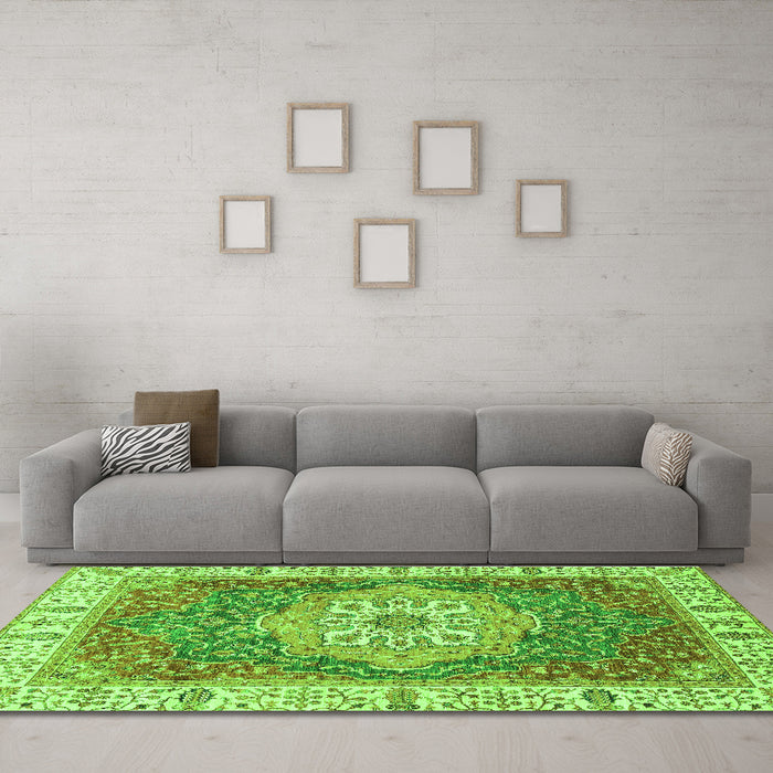 Machine Washable Oriental Green Modern Area Rugs in a Living Room,, wshabs3383grn