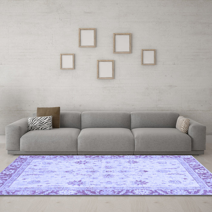 Machine Washable Oriental Blue Modern Rug in a Living Room, wshabs3387blu