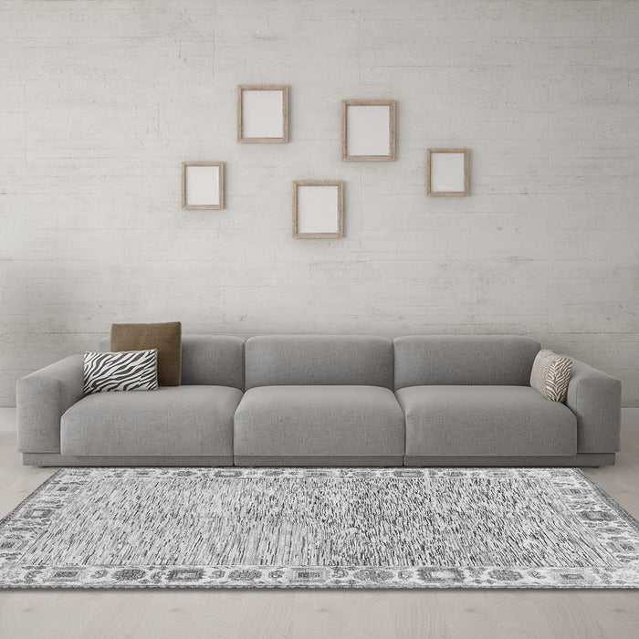 Machine Washable Oriental Gray Modern Rug in a Living Room,, wshabs3389gry