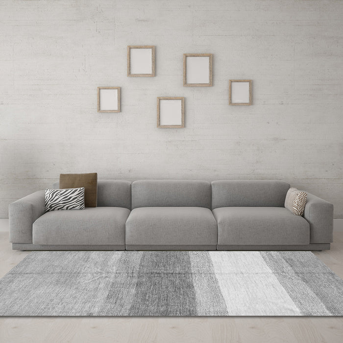 Machine Washable Oriental Gray Modern Rug in a Living Room,, wshabs3391gry