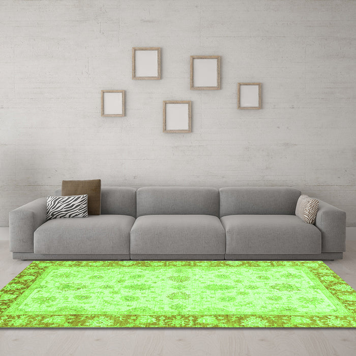Machine Washable Oriental Green Modern Area Rugs in a Living Room,, wshabs3393grn
