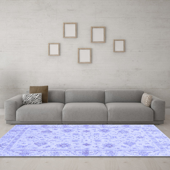 Machine Washable Oriental Blue Modern Rug in a Living Room, wshabs3395blu