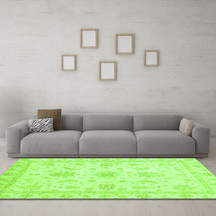 Machine Washable Oriental Green Modern Area Rugs in a Living Room,, wshabs3396grn