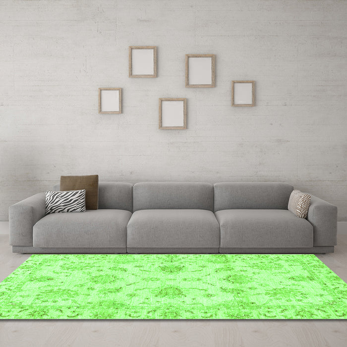 Machine Washable Oriental Green Modern Area Rugs in a Living Room,, wshabs3398grn