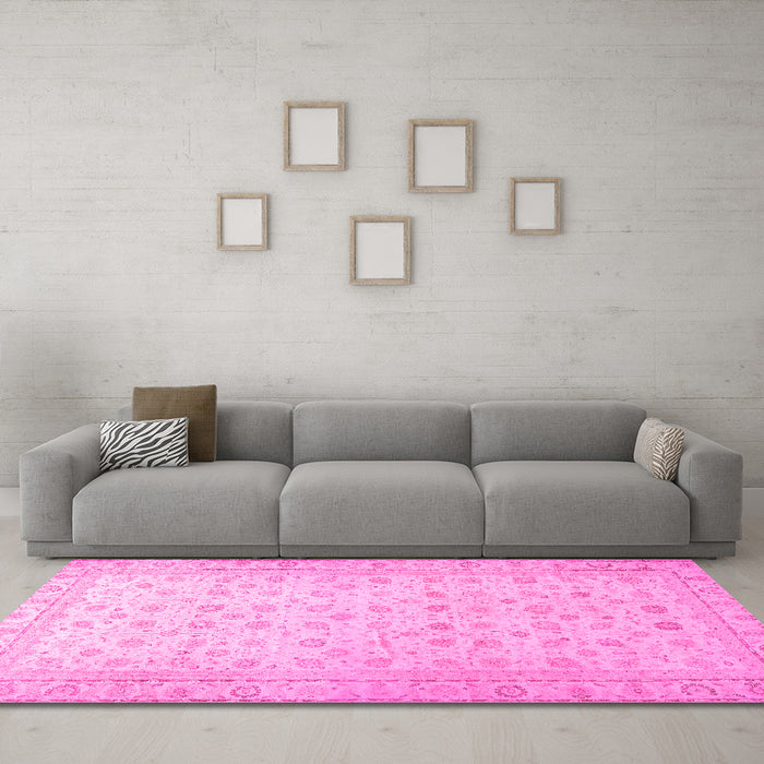 Machine Washable Oriental Pink Traditional Rug in a Living Room, wshabs33pnk