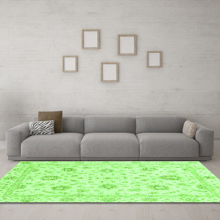 Machine Washable Oriental Green Modern Area Rugs in a Living Room,, wshabs3400grn