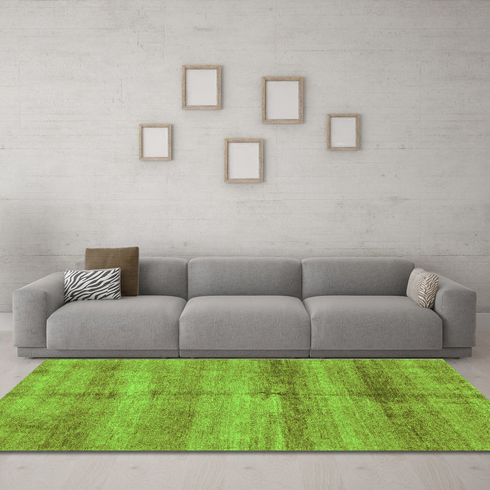 Machine Washable Abstract Green Modern Area Rugs in a Living Room,, wshabs3406grn