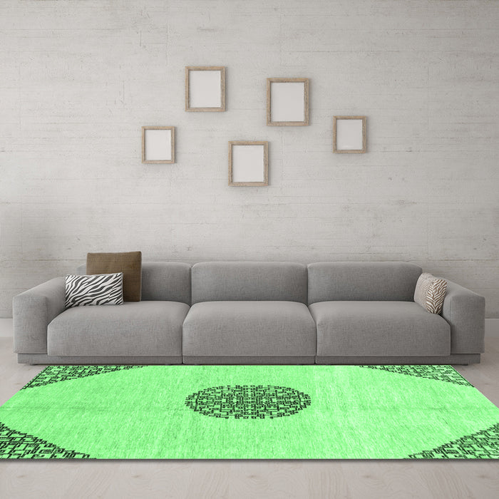 Machine Washable Abstract Emerald Green Modern Area Rugs in a Living Room,, wshabs3407emgrn