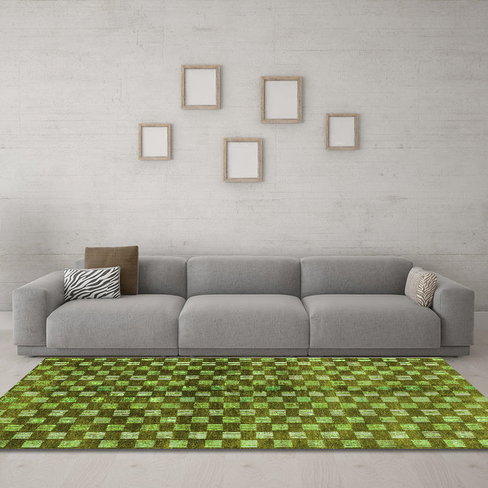 Machine Washable Abstract Green Modern Area Rugs in a Living Room,, wshabs3417grn