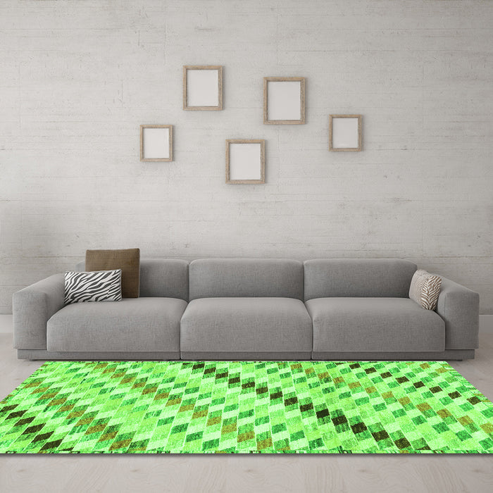 Machine Washable Abstract Green Modern Area Rugs in a Living Room,, wshabs3419grn