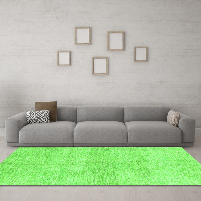 Machine Washable Abstract Green Modern Area Rugs in a Living Room,, wshabs3425grn