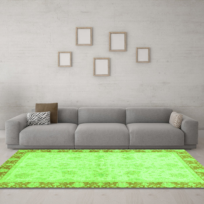 Machine Washable Abstract Green Modern Area Rugs in a Living Room,, wshabs3434grn