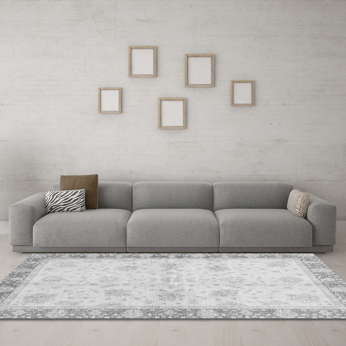 Machine Washable Abstract Gray Modern Rug in a Living Room,, wshabs3434gry