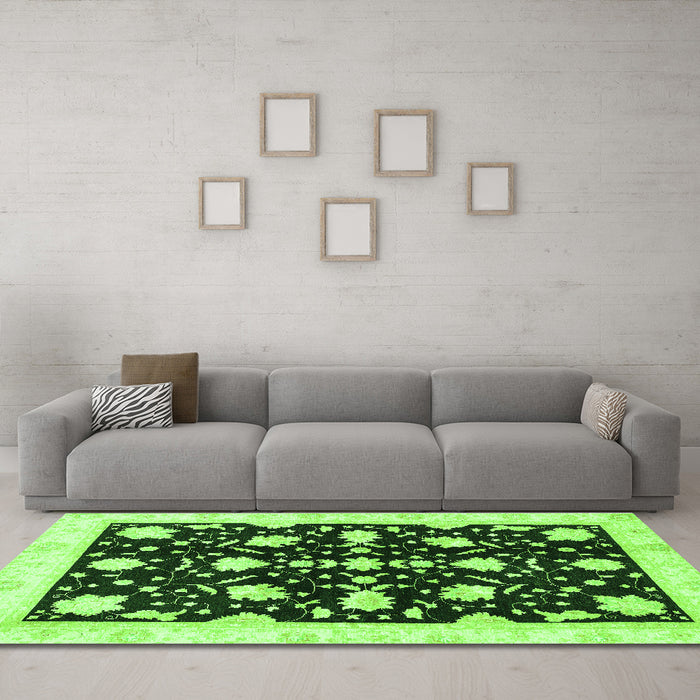Machine Washable Oriental Green Traditional Area Rugs in a Living Room,, wshabs3436grn