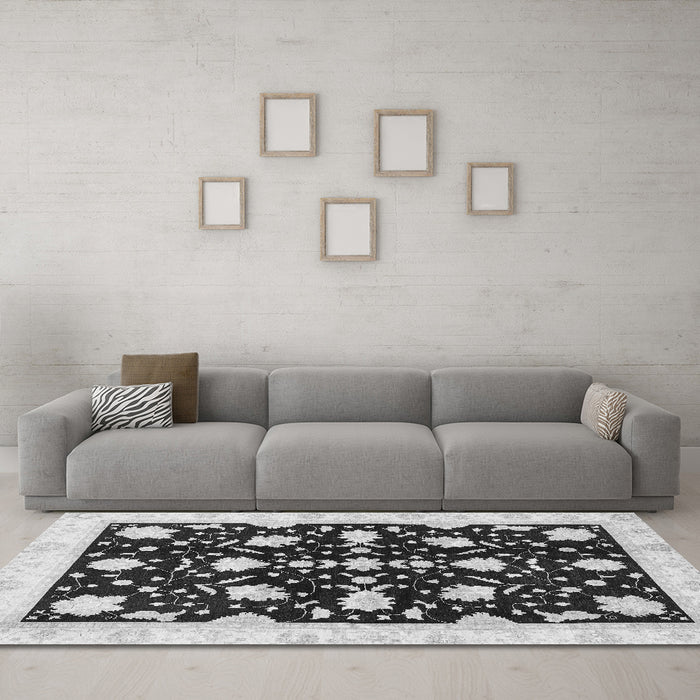 Machine Washable Oriental Gray Traditional Rug in a Living Room,, wshabs3436gry
