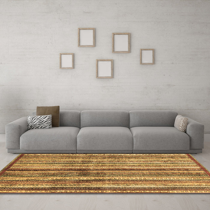 Machine Washable Abstract Brown Modern Rug in a Living Room,, wshabs3449brn