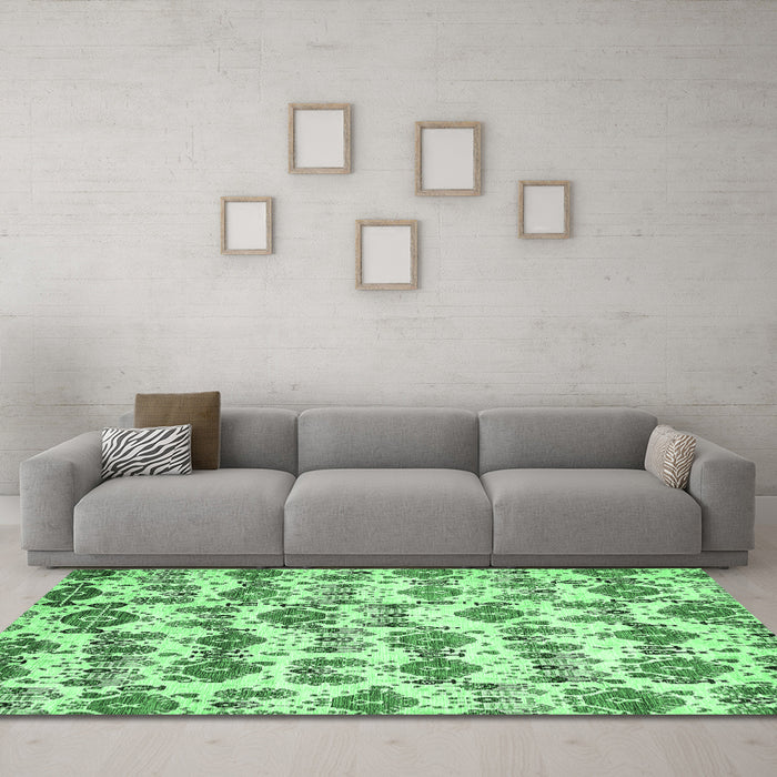 Machine Washable Abstract Emerald Green Modern Area Rugs in a Living Room,, wshabs344emgrn