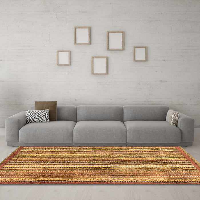 Machine Washable Abstract Brown Modern Rug in a Living Room,, wshabs3452brn