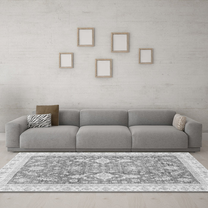Machine Washable Oriental Gray Traditional Rug in a Living Room,, wshabs3462gry