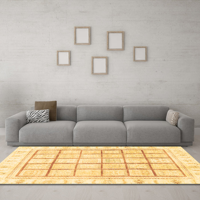 Machine Washable Abstract Brown Modern Rug in a Living Room,, wshabs3477brn
