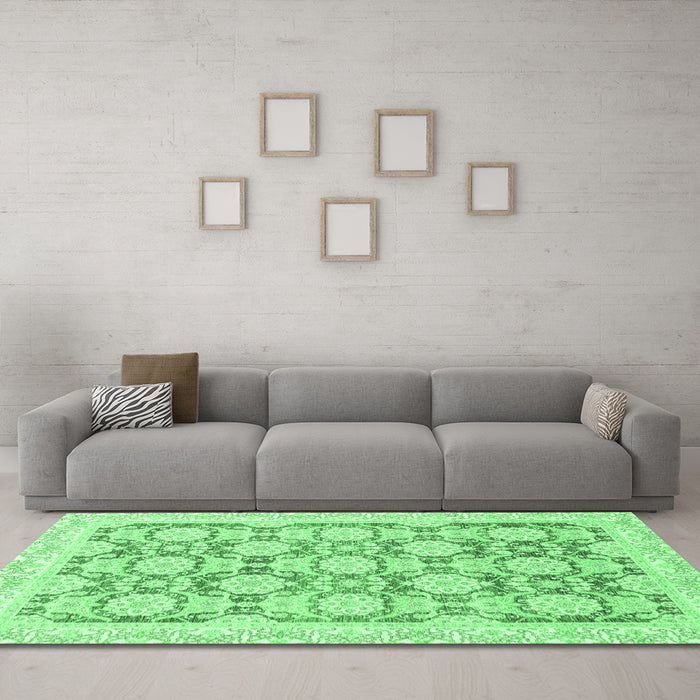 Machine Washable Oriental Emerald Green Traditional Area Rugs in a Living Room,, wshabs3482emgrn