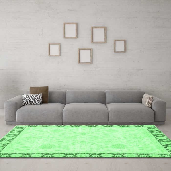Machine Washable Abstract Emerald Green Modern Area Rugs in a Living Room,, wshabs3487emgrn