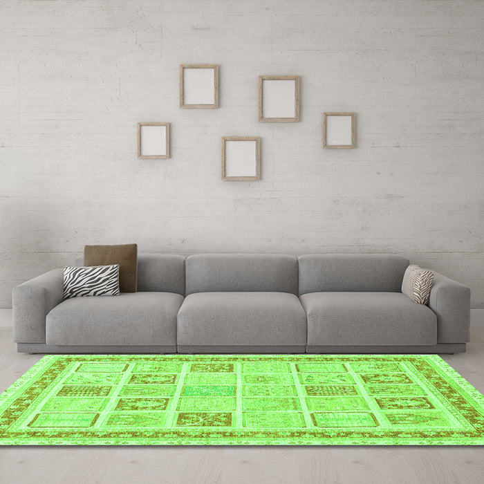 Machine Washable Abstract Green Modern Area Rugs in a Living Room,, wshabs3488grn