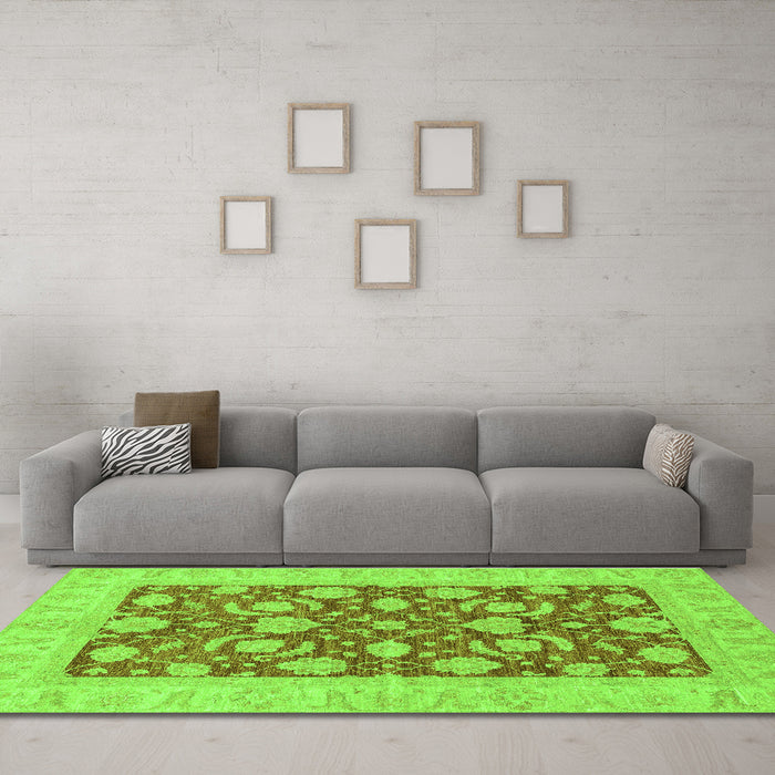 Machine Washable Abstract Green Modern Area Rugs in a Living Room,, wshabs3494grn