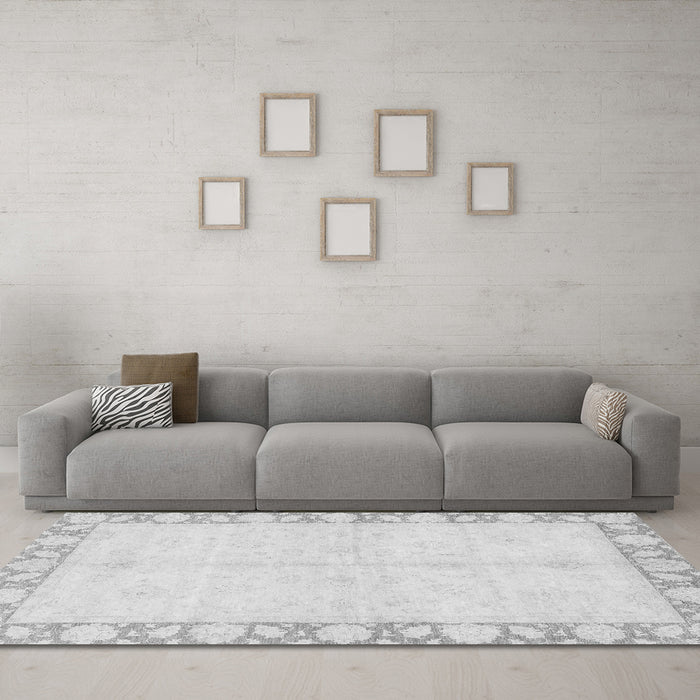 Machine Washable Abstract Gray Modern Rug in a Living Room,, wshabs3495gry