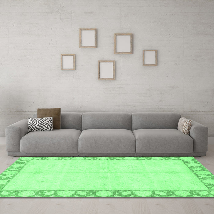 Machine Washable Abstract Emerald Green Modern Area Rugs in a Living Room,, wshabs3495emgrn