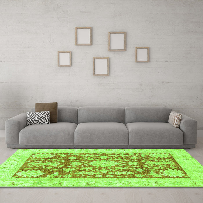 Machine Washable Abstract Green Modern Area Rugs in a Living Room,, wshabs3499grn