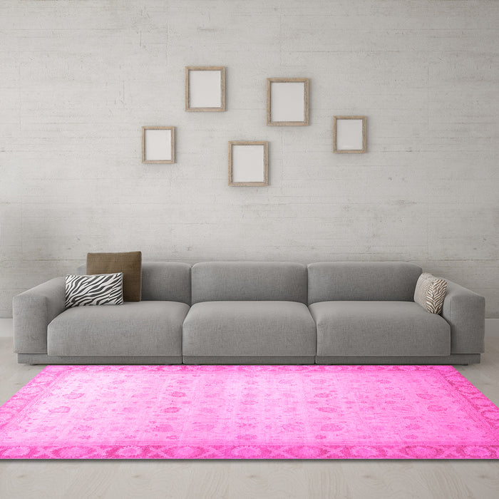 Machine Washable Oriental Pink Traditional Rug in a Living Room, wshabs34pnk