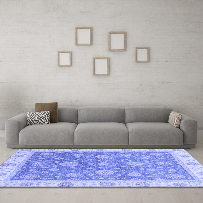 Machine Washable Oriental Blue Traditional Rug in a Living Room, wshabs3516blu