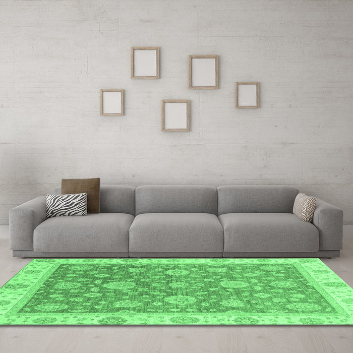 Machine Washable Oriental Emerald Green Traditional Area Rugs in a Living Room,, wshabs3516emgrn