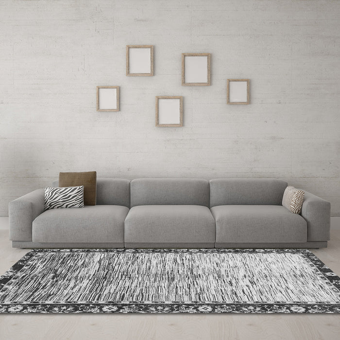 Machine Washable Abstract Gray Modern Rug in a Living Room,, wshabs3518gry