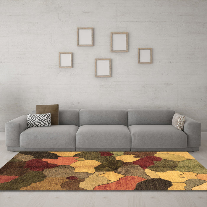 Machine Washable Abstract Brown Modern Rug in a Living Room,, wshabs3526brn