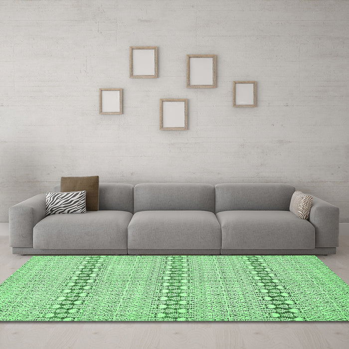 Machine Washable Abstract Emerald Green Modern Area Rugs in a Living Room,, wshabs352emgrn