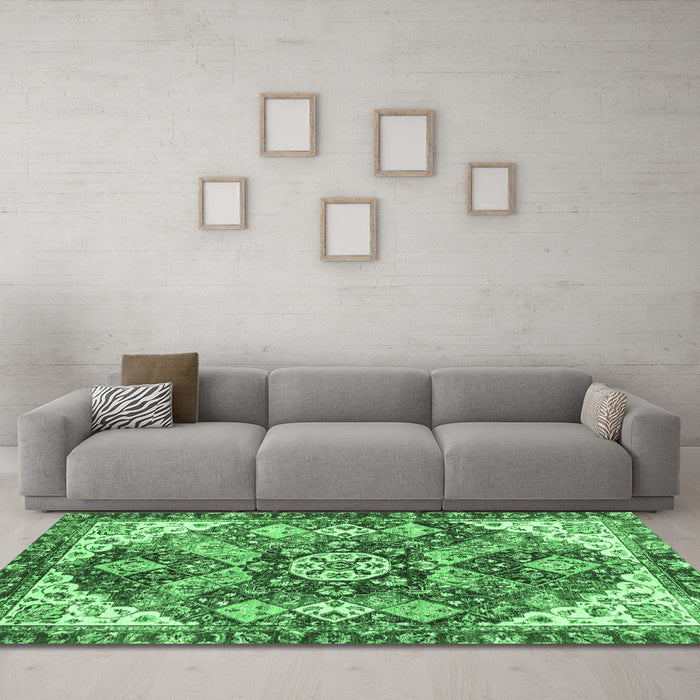 Machine Washable Abstract Emerald Green Modern Area Rugs in a Living Room,, wshabs3534emgrn