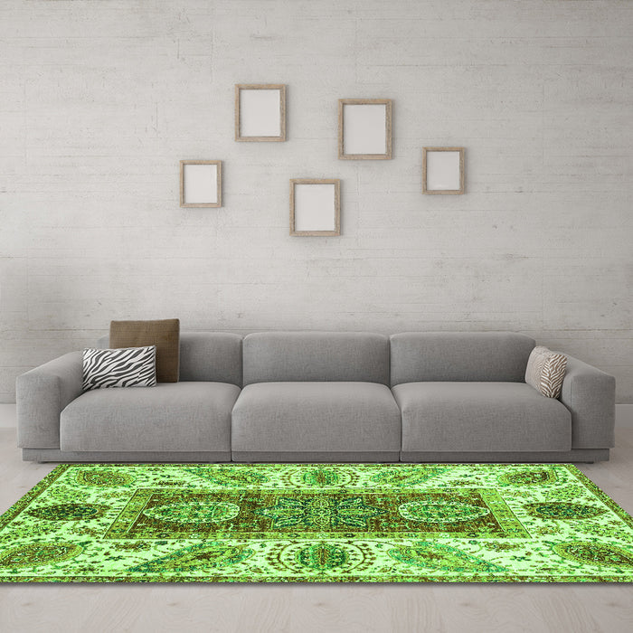 Machine Washable Abstract Green Modern Area Rugs in a Living Room,, wshabs3537grn
