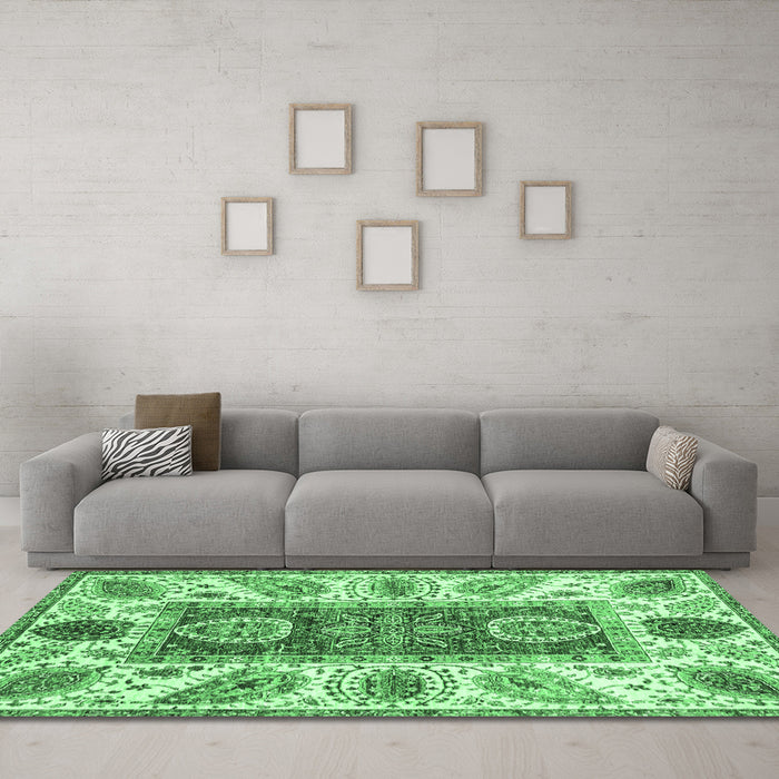 Machine Washable Abstract Emerald Green Modern Area Rugs in a Living Room,, wshabs3537emgrn