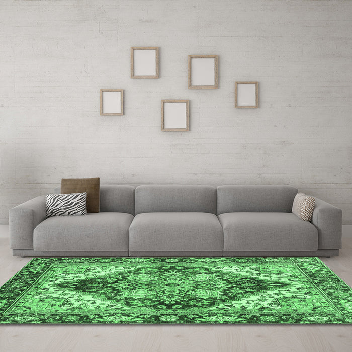 Machine Washable Persian Emerald Green Traditional Area Rugs in a Living Room,, wshabs3538emgrn