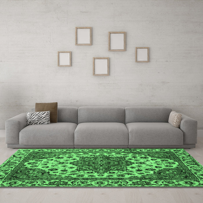 Machine Washable Abstract Emerald Green Modern Area Rugs in a Living Room,, wshabs3550emgrn