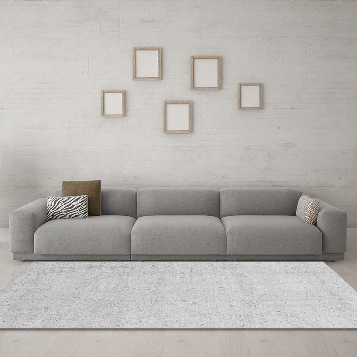 Machine Washable Oriental Gray Traditional Rug in a Living Room,, wshabs3554gry