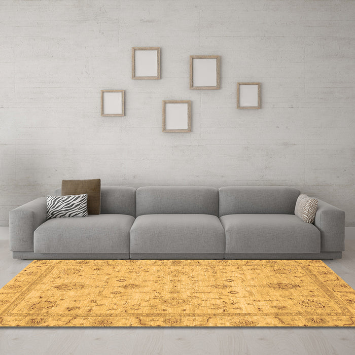 Machine Washable Abstract Brown Modern Rug in a Living Room,, wshabs3556brn