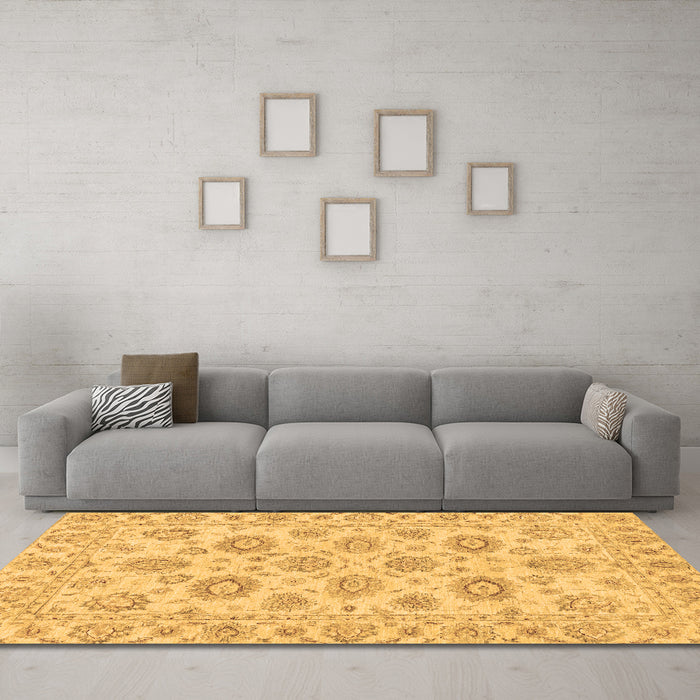 Machine Washable Abstract Brown Modern Rug in a Living Room,, wshabs3559brn