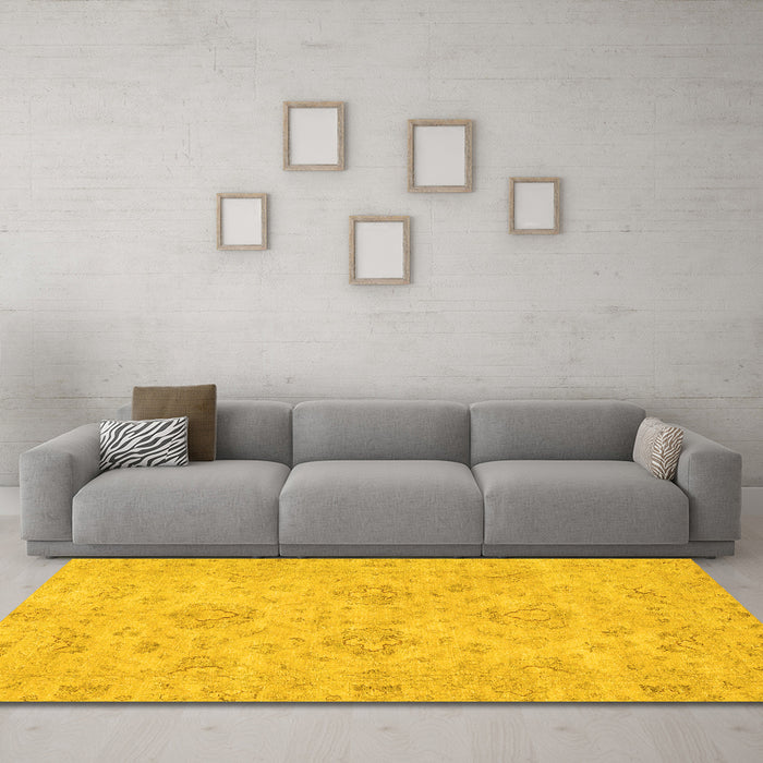 Machine Washable Abstract Yellow Modern Rug in a Living Room, wshabs3563yw